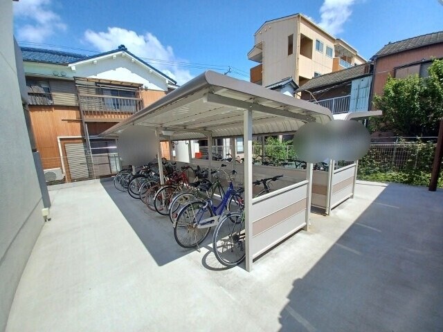 グレイティア四日市の物件外観写真