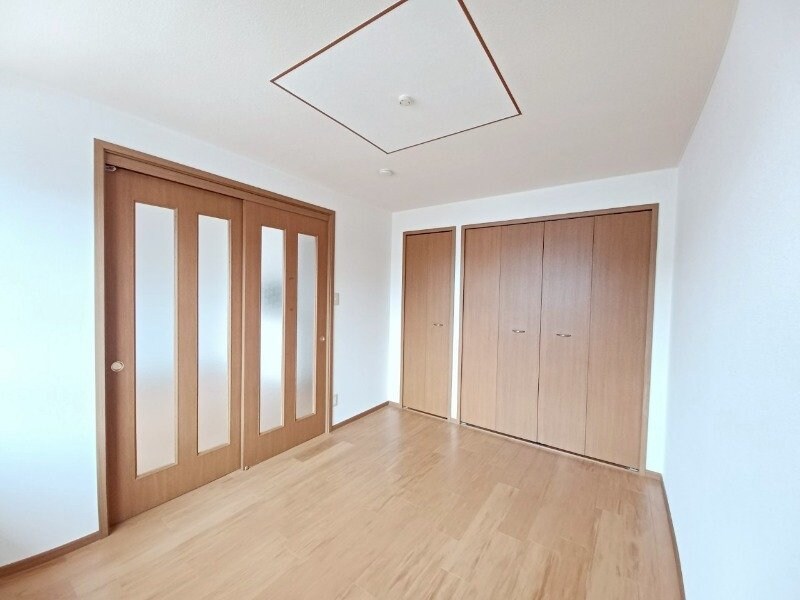 ファミールウツベ　Ⅲの物件内観写真