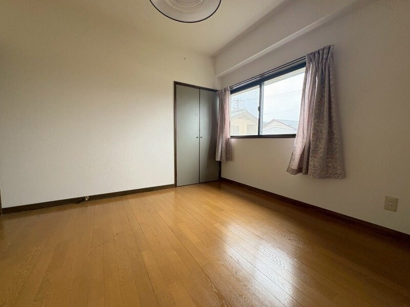 ローマンヒルズ太陽の物件内観写真