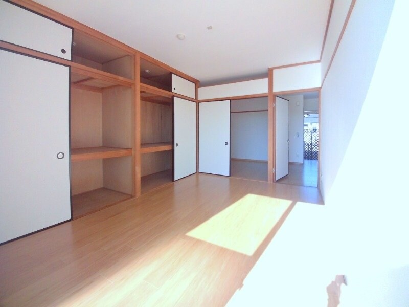 シティハイツ日野陵の物件内観写真