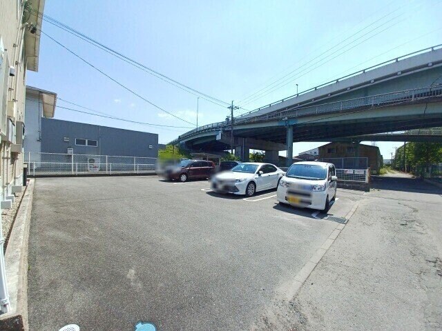 ファイン・ゼファーの物件外観写真