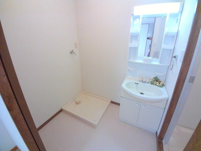 サープラス石塚Ｂの物件内観写真