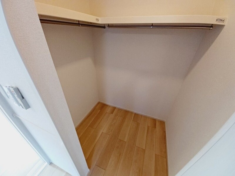 プリマヴェールⅢAの物件内観写真