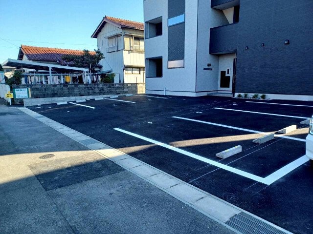 LECOCON四日市Ⅶの物件外観写真