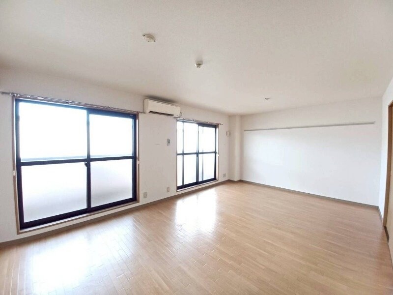 ｅｍｂｅｌｌｉｒの物件内観写真