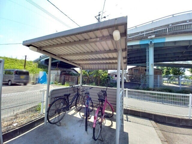 ファイン・ゼファーの物件外観写真