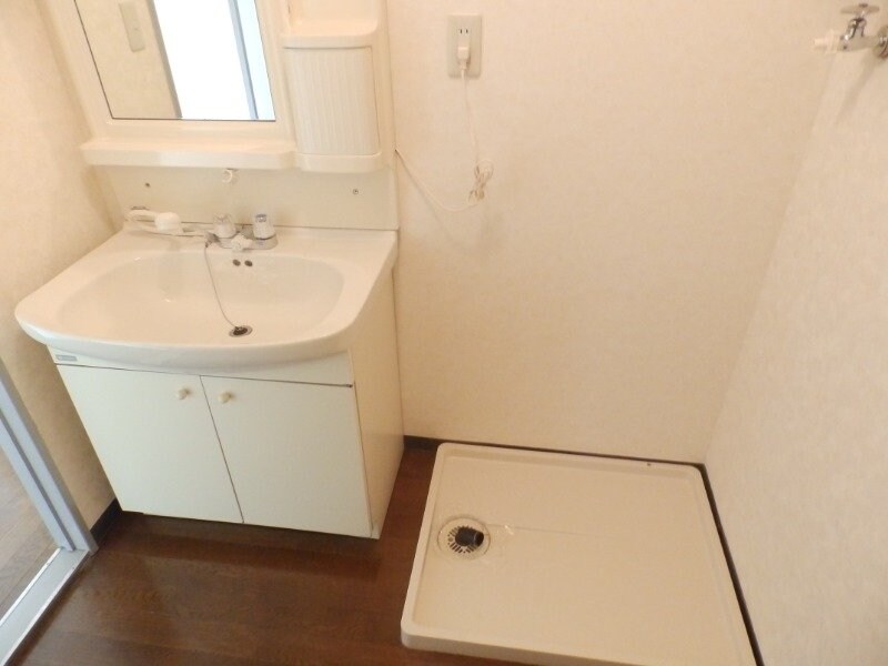 エレガントレーベンＢ棟の物件内観写真