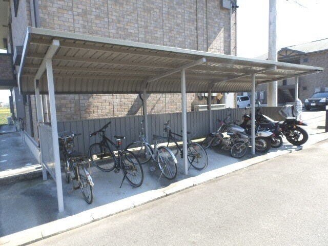 コスモスハウス　Ｄの物件外観写真