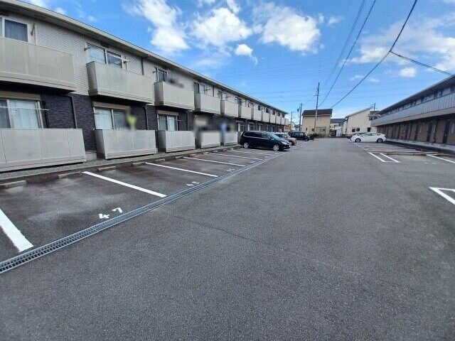 Ｐ－Ａｌｌｅｇｉａｎｃｅ　Ｃ棟の物件外観写真