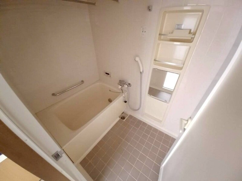 サンマンションエルステージ松阪二番館の物件内観写真