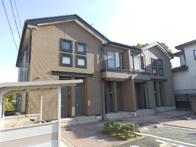 フルムーンの物件外観写真