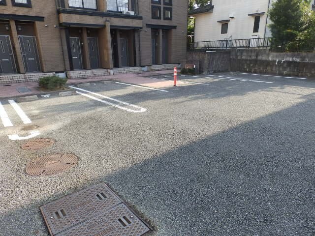 フルムーンの物件外観写真