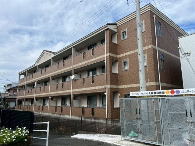 グランディス中央の物件外観写真