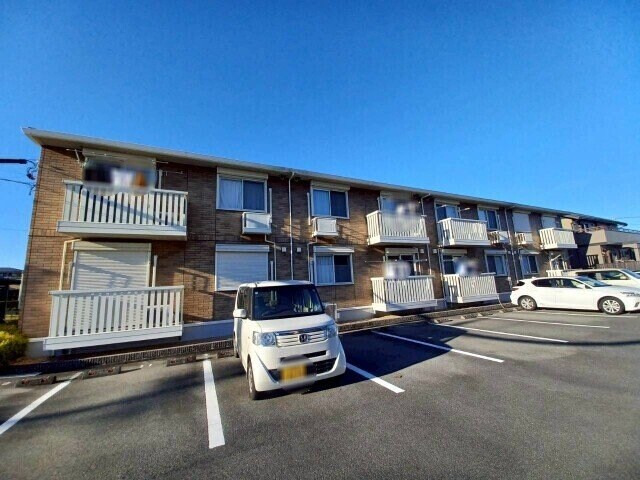 Ｔｒｏｉｓ　Ｊｏｕｒｓ　Ⅱの物件外観写真