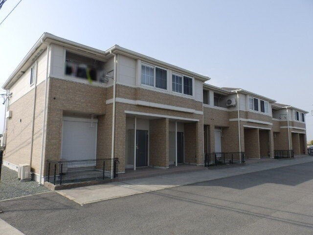 フローリィの物件外観写真