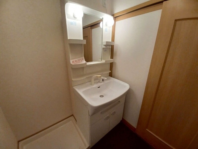 花メゾンＣの物件内観写真