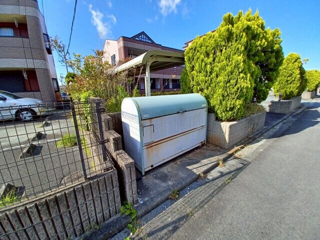 カンタベリーⅡの物件外観写真