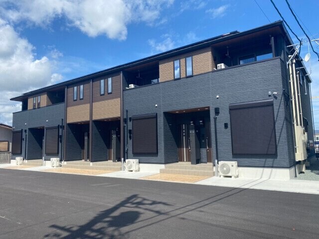 カーサ・アティラン　Ｂの物件外観写真