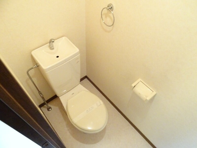 ＥＴＯＩＬＥ中出の物件内観写真