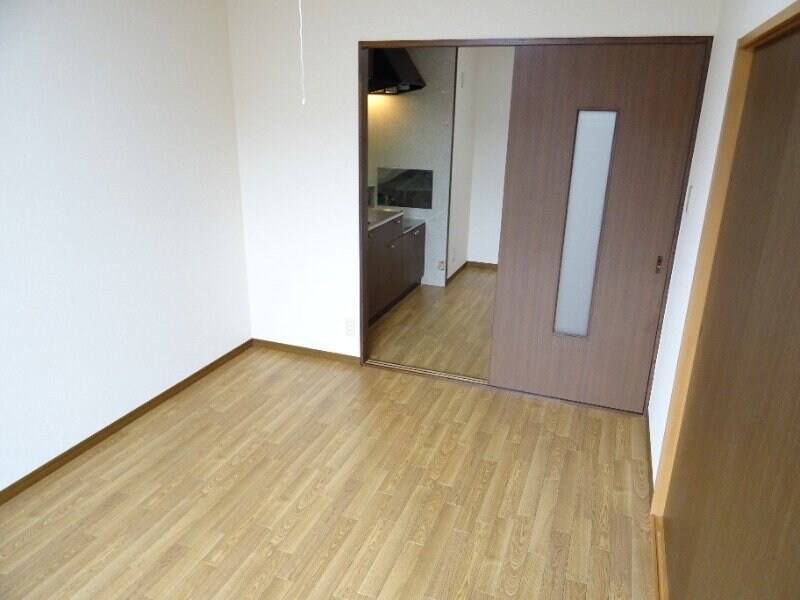 ＥＴＯＩＬＥ中出の物件内観写真