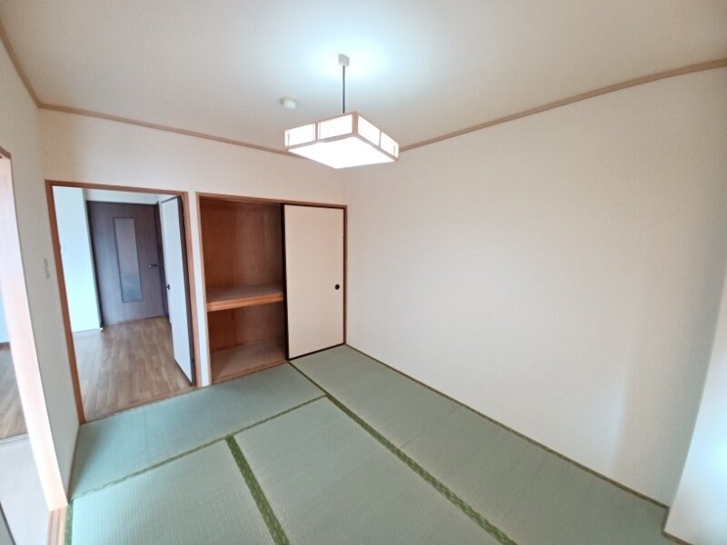 ＥＴＯＩＬＥ中出の物件内観写真