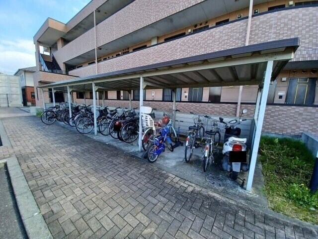 エクセレンスの物件外観写真