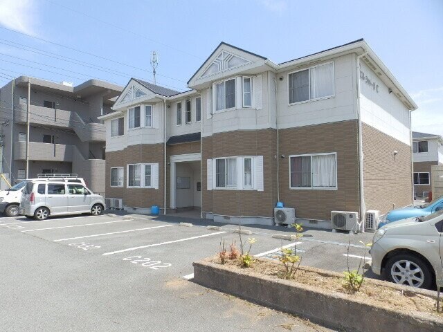 エルシャトーⅡ　C棟の物件外観写真