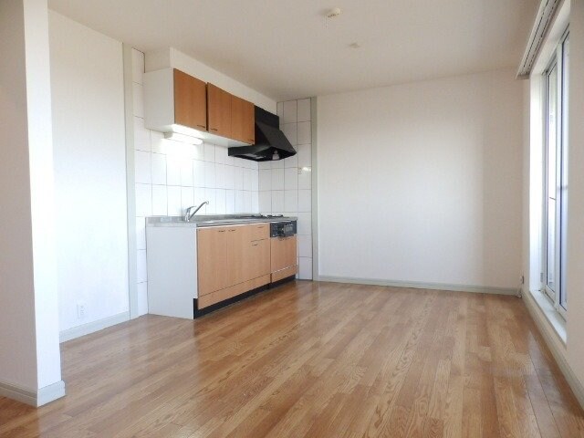 エルシャトーⅡ　C棟の物件内観写真