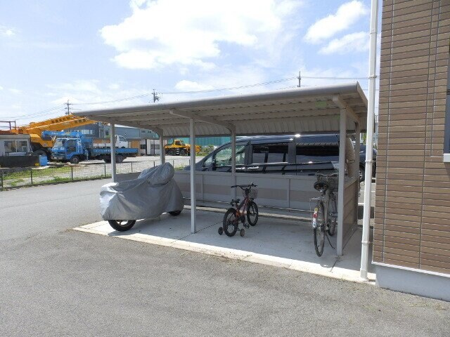 エルシャトーⅡ　C棟の物件外観写真