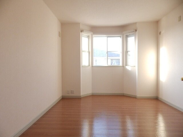 エルシャトーⅡ　C棟の物件内観写真