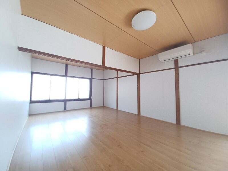 日野町貸家の物件内観写真