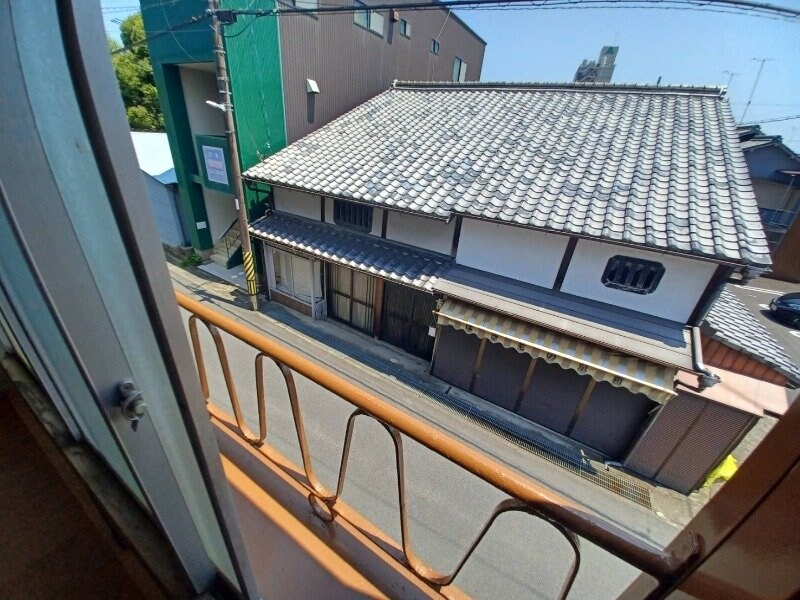 日野町貸家の物件内観写真