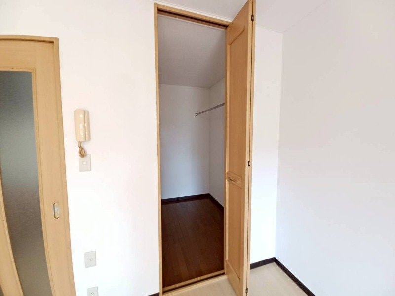 シャルマン・ドミールBの物件内観写真