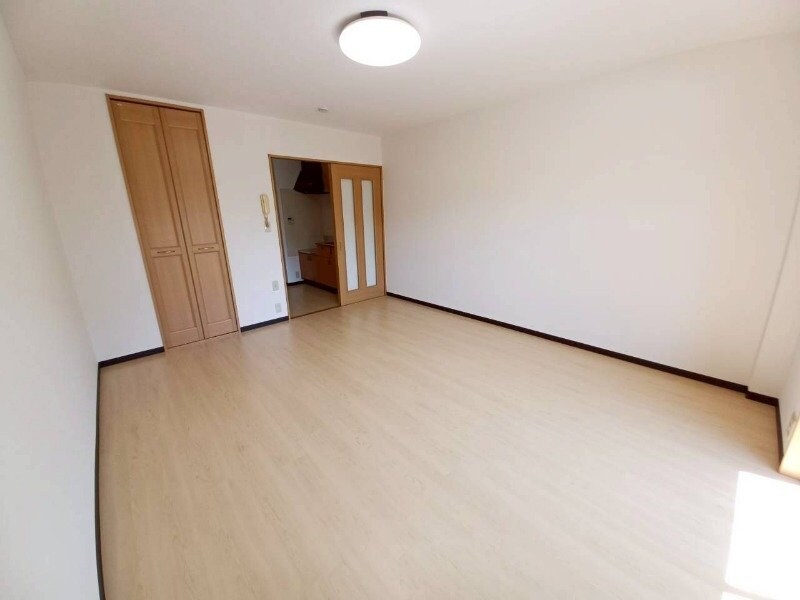 シャルマン・ドミールBの物件内観写真