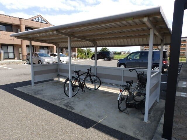 アシューレＢの物件外観写真