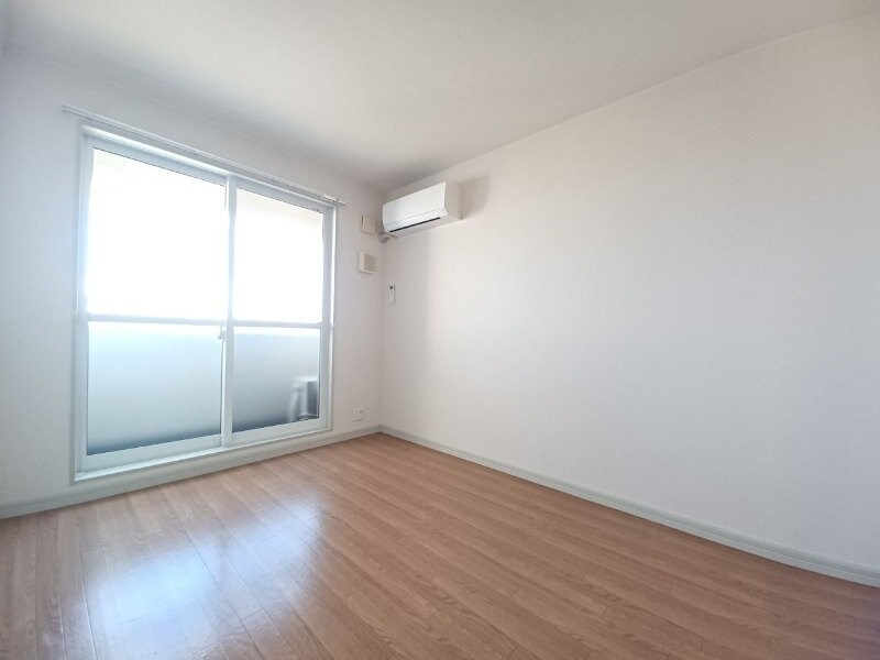 エルシャトーⅢの物件内観写真