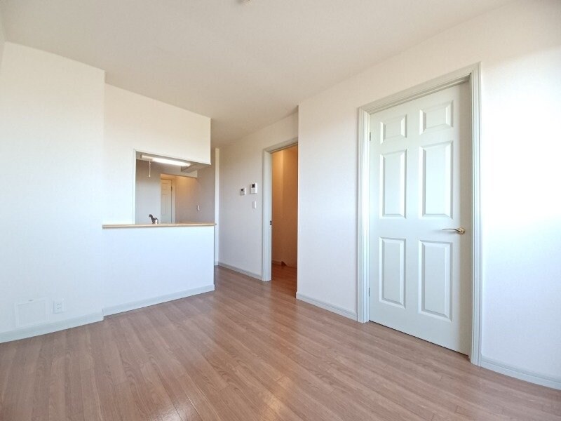 エルシャトーⅢの物件内観写真