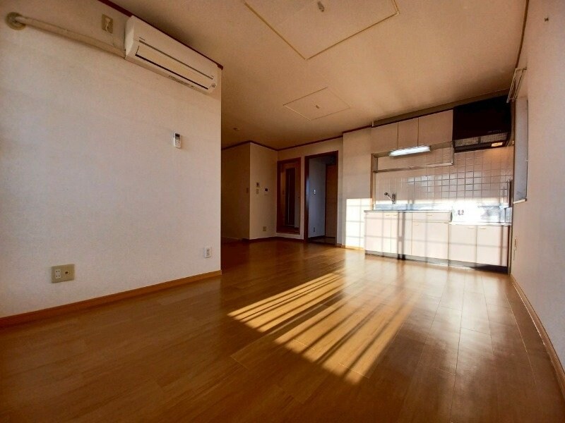 メゾンジュンの森　Ａ棟の物件内観写真