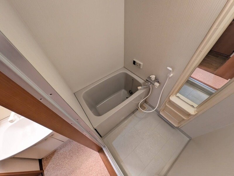 プロミネント伊勢中川Ⅱの物件内観写真