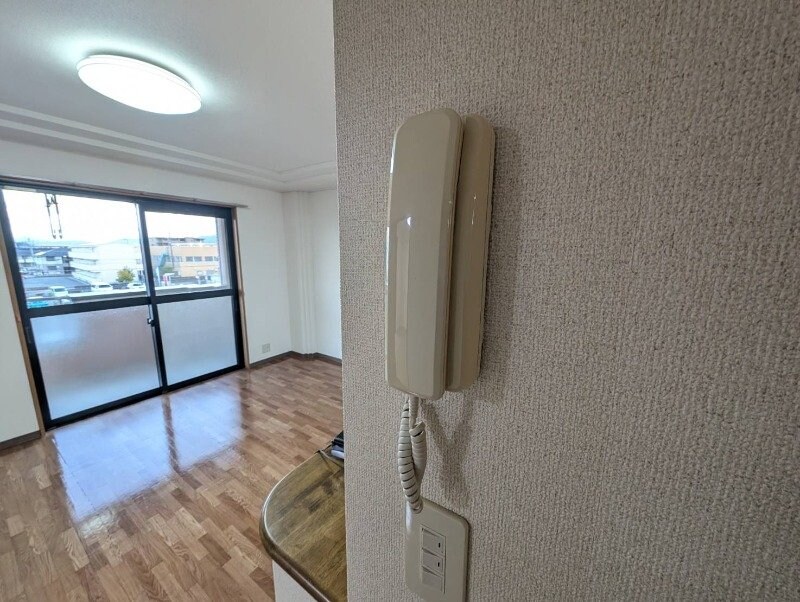 プロミネント伊勢中川Ⅱの物件内観写真