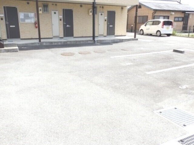 ユウェンタースの物件外観写真