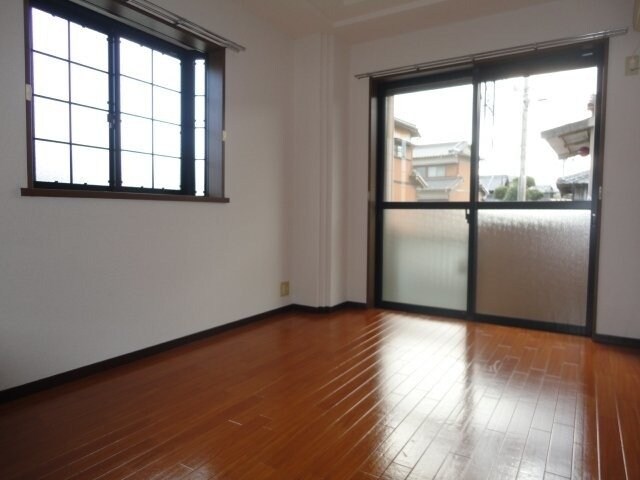 コンフォールハイランドⅠの物件内観写真