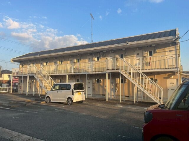 シャルマン山室の物件外観写真