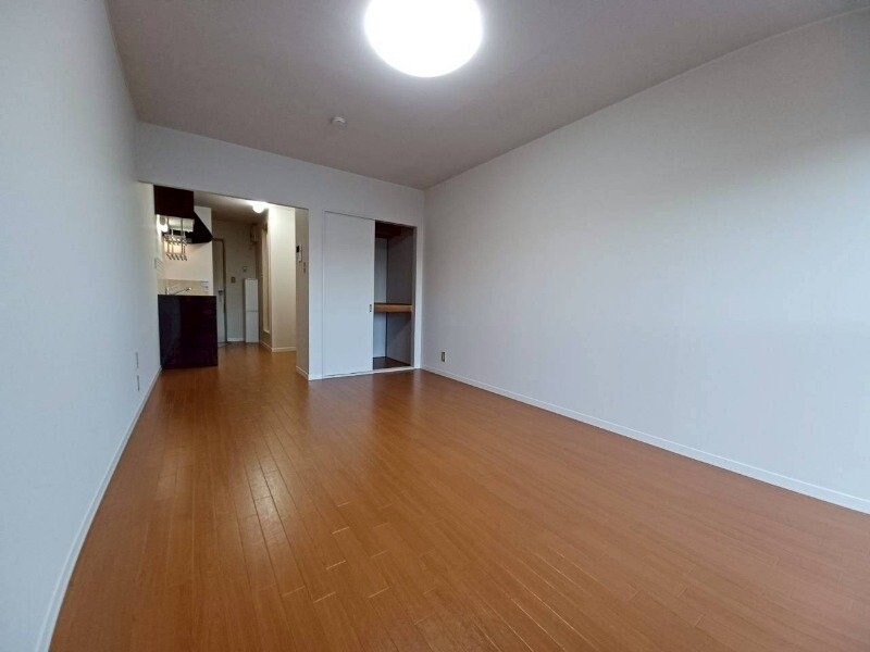 シャルマン山室の物件内観写真