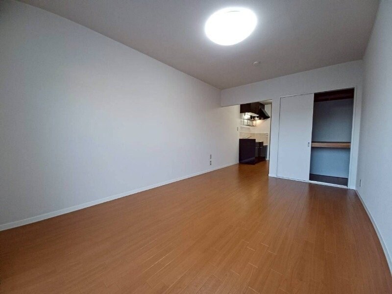 シャルマン山室の物件内観写真