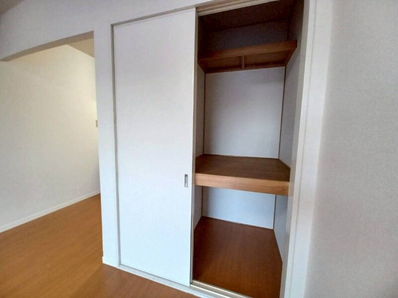 シャルマン山室の物件内観写真