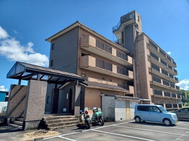 ロイヤルリングの物件外観写真