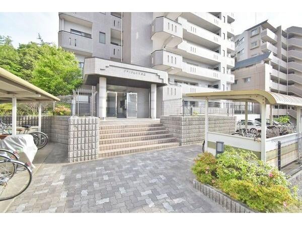 グランドヒルズ日進の物件外観写真