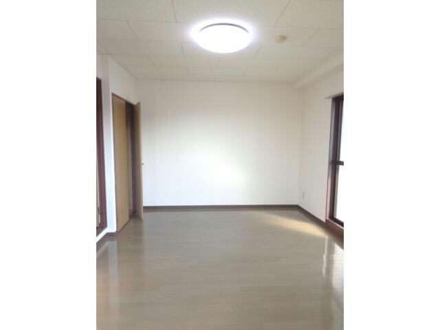 リバーサイド司の物件内観写真