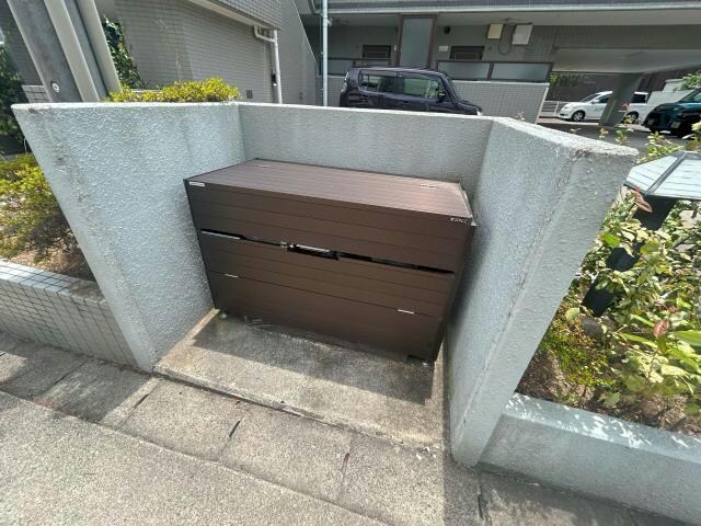 一社駅 徒歩5分 1階の物件外観写真